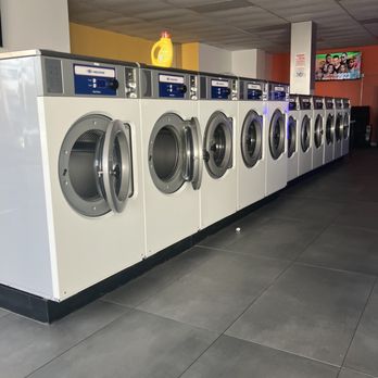 Van Nuys Coin Laundry - Laundromat Near Me - San Fernando Valley, California Van Nuys Coin Laundry - Laundromat Near Me - San Fernando Valley, California