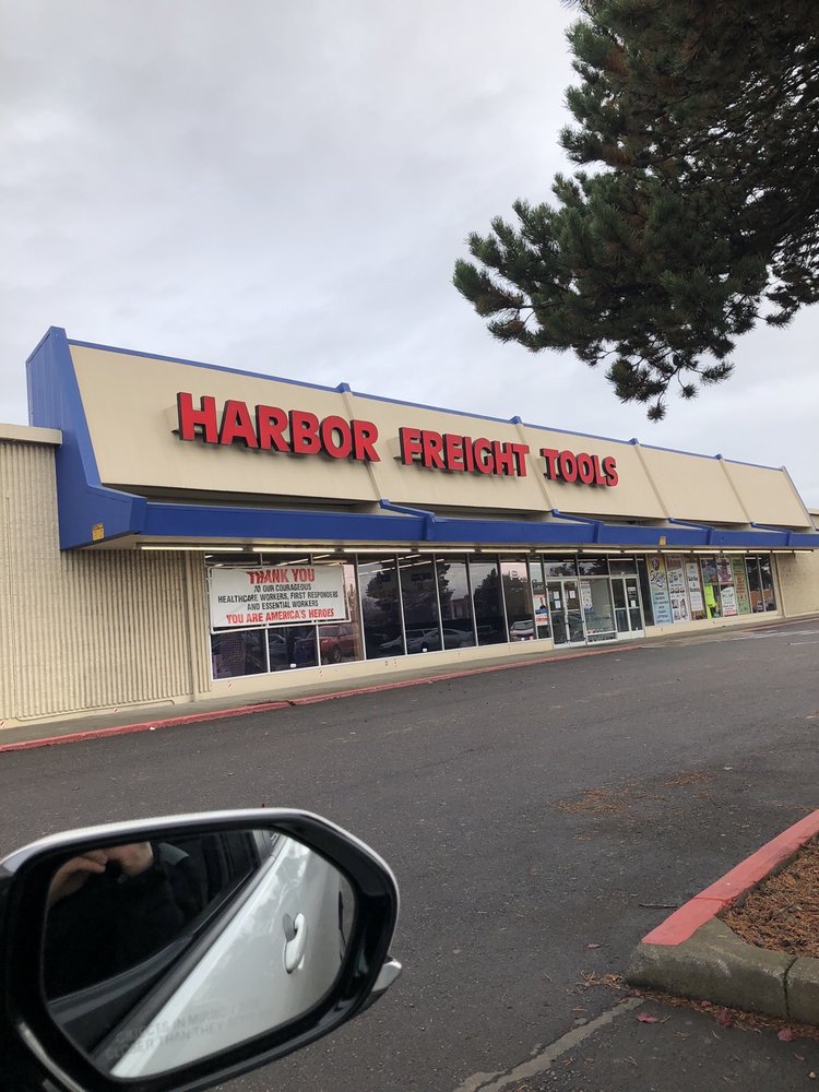 HARBOR FREIGHT TOOLS 16 Reviews Hardware Stores 4675 Portland Rd
