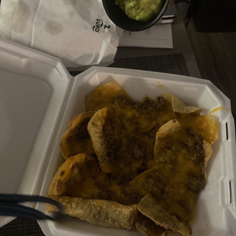 Enchilada's Restaurant - Chicken Nachos - Tex-Mex Near Me - Dallas, Texas Enchilada's Restaurant - Chicken Nachos - Tex-Mex Near Me - Dallas, Texas