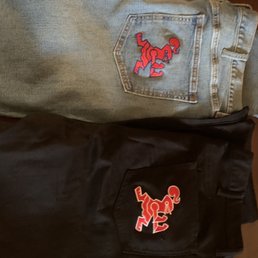 Custom logo on jeans.... Custom logo on jeans....