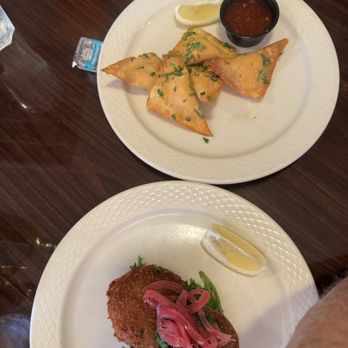 Noyo River Grill - da Won Ton and Crab Cakes - American Near Me - Fort Bragg, California Noyo River Grill - da Won Ton and Crab Cakes - American Near Me - Fort Bragg, California