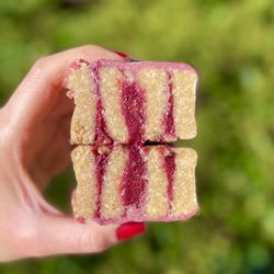 Meet The Source - Raspberry roll