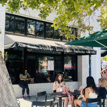 My Friends Cafe - Storefront - Acai Bowls Near Me - Sierra Madre, California