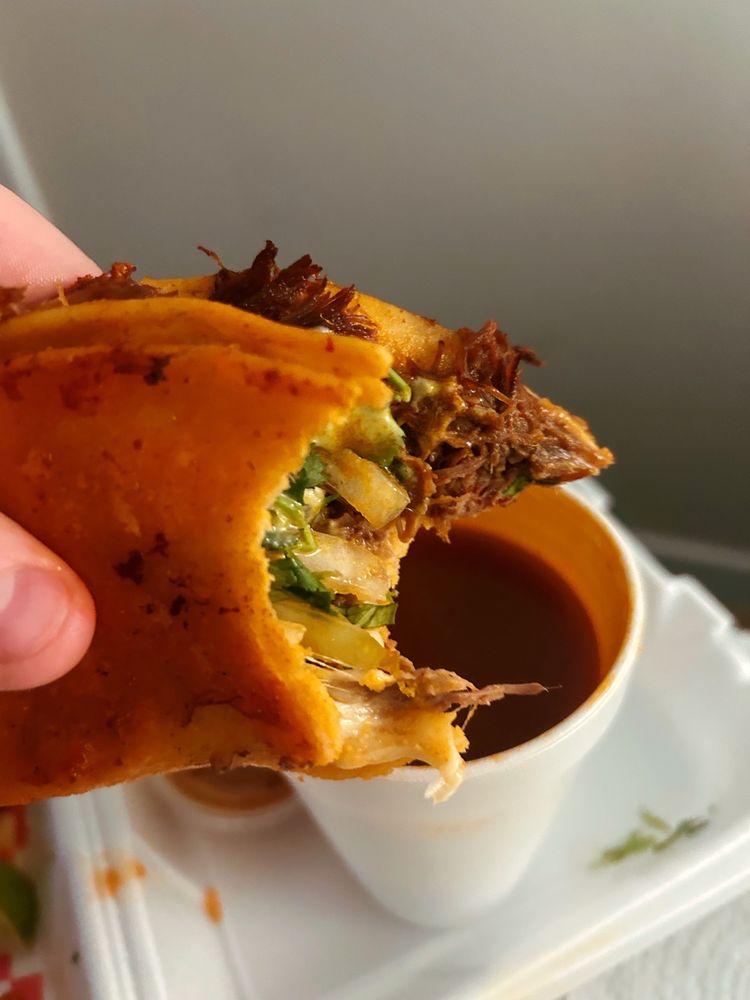 TACOS EL PATRON Updated April 2024 517 Photos & 665 Reviews 516 N