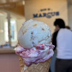 Made by Marcus - The seasonal cherry is very delicious!