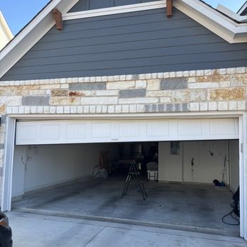 Lake Travis Overhead Doors - Garage Door Services Near Me - Lakeway, Texas Lake Travis Overhead Doors - Garage Door Services Near Me - Lakeway, Texas