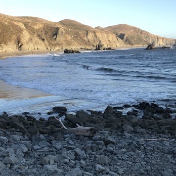 Blind Beach - The coastline from a distance - Beaches Near Me - Jenner, California