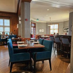 The Pine Room and 1882 Lobby Bar - The sitting area of the Pine Room.