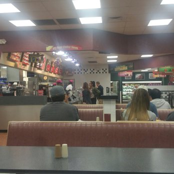 Braum's Ice Cream and Dairy Store - Dining Room - Ice Cream & Frozen Yogurt Near Me - Richardson, Texas Braum's Ice Cream and Dairy Store - Dining Room - Ice Cream & Frozen Yogurt Near Me - Richardson, Texas