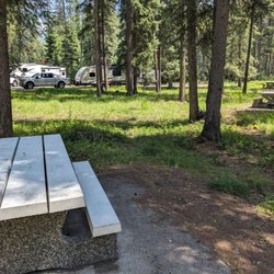 Ryan Provincial Park and Rest Area - Picnic tables in shade