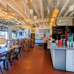 The Rail Yard - Bar and interior with 4 big screens for sporting events