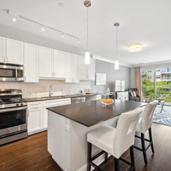AMLI Deerfield