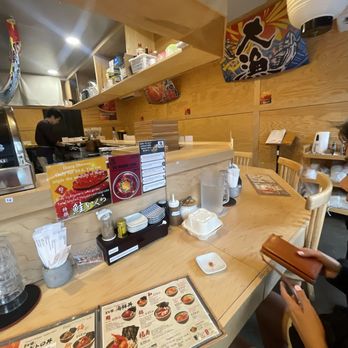 Totoya - Inside view - Sushi Bars Near Me - Honolulu, Hawaii Totoya - Inside view - Sushi Bars Near Me - Honolulu, Hawaii