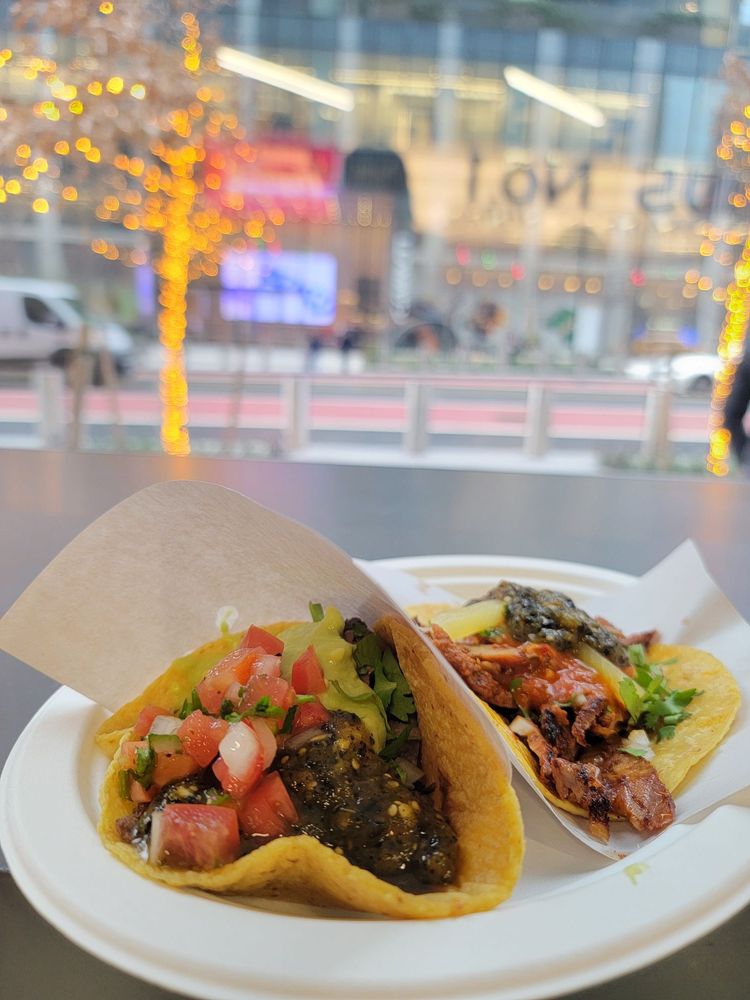 Food from Los Tacos No 1