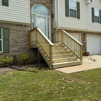 Marquez Quality Decks - Front porch steps with pressure treated wood. - Decks & Railing Near Me Marquez Quality Decks - Front porch steps with pressure treated wood. - Decks & Railing Near Me