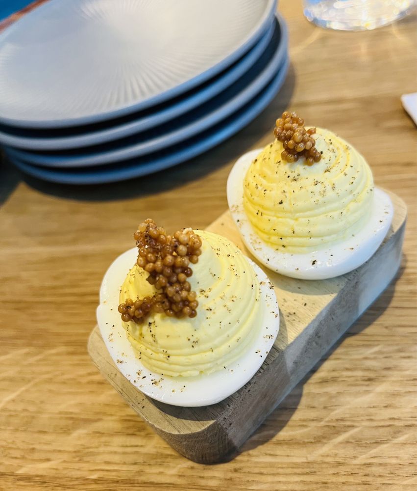 CANTEEN Updated October 2024 155 Photos & 43 Reviews 550 Oak