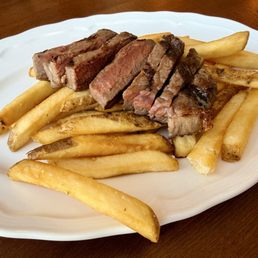 Kids steak & fries.