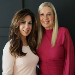 Select Date Society - Select Date Society Co-Founders Sandra Myers & Amber Lee