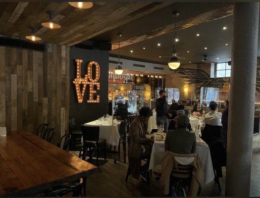 Serafina West 105 (UWS) by null