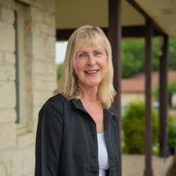 Gene Hassell, DDS