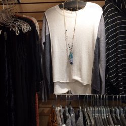 Diana's Boutique - So pretty with the necklace !!