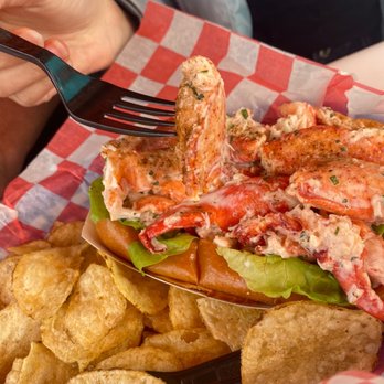 The Landing Restaurant - Lobster roll - Sandwiches Near Me - Charlevoix, Michigan