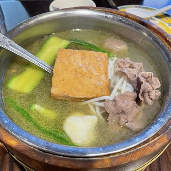 四姐 Special Noodle - Beef Stone Pot Noodle Soup - Chinese Near Me - Milpitas, California
