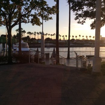 Pine Ave Pier - Local Flavor Near Me - Long Beach, California