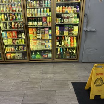 Monty's Liquor - ..... - Beer, Wine & Spirits Near Me - Madera, California