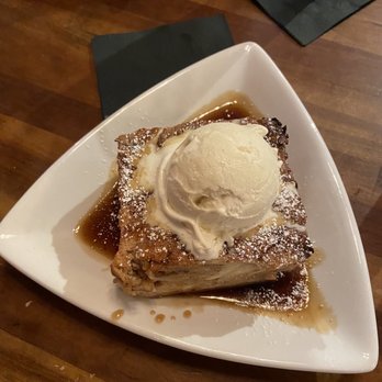 Bon Temps Grill - Bananas Fosters Bread Pudding - Cajun/Creole Near Me - Lafayette, Louisiana