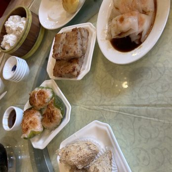 Yue Huang Restaurant - Dim sum - Seafood Near Me - Sacramento, California Yue Huang Restaurant - Dim sum - Seafood Near Me - Sacramento, California