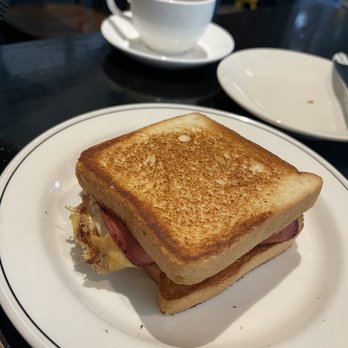 Bread & Butterfly - B Fried Egg & Prosciutto - Breakfast & Brunch Near Me - Atlanta, Georgia