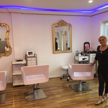 Kathy's Master Color - Kathy smiling and ready to welcome you to her new salon! - Hair Salons Near Me - Great Falls, Virginia