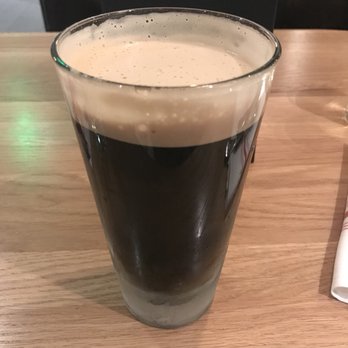 Earls Kitchen + Bar - Cocktail Bars Near Me - Denver, Colorado