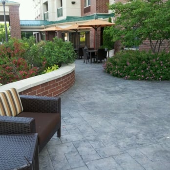 Courtyard by Marriott Madison East - Front lounge - Hotels Near Me - Madison, Wisconsin