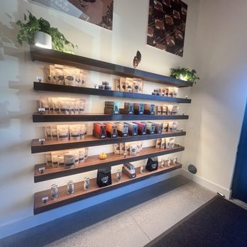 Creo Chocolate - Chocolatiers & Shops Near Me - Beaverton, Oregon Creo Chocolate - Chocolatiers & Shops Near Me - Beaverton, Oregon