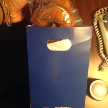 Best Western Plus New Englander - Apple cider donuts - FREE! - Hotels Near Me - Woburn, Massachusetts