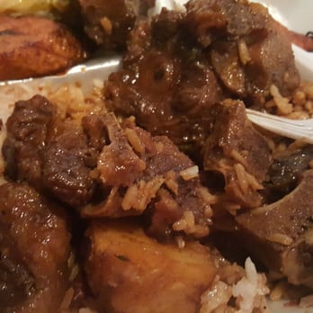 Lana's Jamaican House Cafe - Tough, salty oxtail plate - Caribbean Near Me - Pensacola, Florida Lana's Jamaican House Cafe - Tough, salty oxtail plate - Caribbean Near Me - Pensacola, Florida
