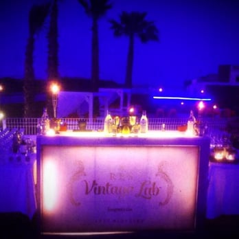 Cocktail Shop - Barra de eventos: coctelería tropical, Premium, clásica, gin tonics, acrobática,... - Bartending Schools Near Me - Valencia, V