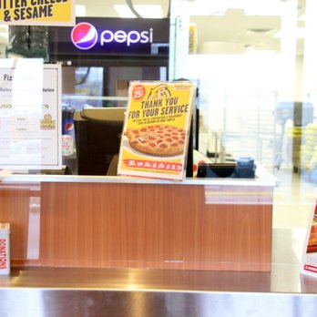 Hungry Howie's Pizza - Pizza Near Me - Highland, Michigan Hungry Howie's Pizza - Pizza Near Me - Highland, Michigan