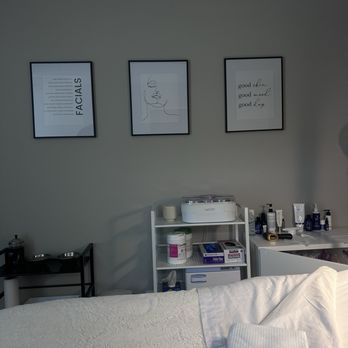 Kate Yuka Esthetician  - Eyebrow Services Near Me - Costa Mesa , California