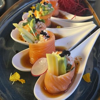 Oiza - Salmon Spoon - Sushi Bars Near Me - Fresno, California