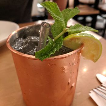 Cochon Dingue - A non-alcoholic Moscow Mule.. it was really delicious and refreshing! - Breakfast & Brunch Near Me - Quebec City, Quebec Cochon Dingue - A non-alcoholic Moscow Mule.. it was really delicious and refreshing! - Breakfast & Brunch Near Me - Quebec City, Quebec