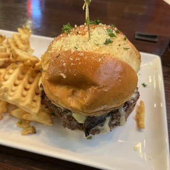 Pedalers Fork - Mushroom Swiss burger - American Near Me - Cedar Rapids, Iowa