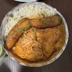 Pollo Guisado