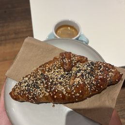 Everything Bagel Croissant