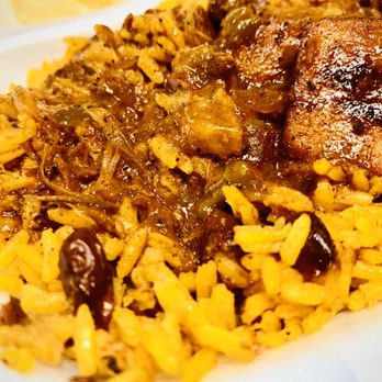 Redz Belizean Restaurant - Rice and beans - Caribbean Near Me - Chicago, Illinois