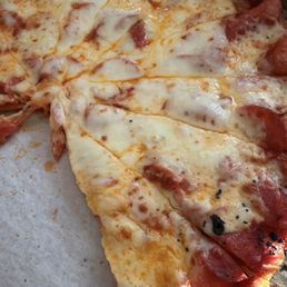 Barely any pepperoni they put so much cheese to cover it. It literally taste like rubber. Barely any pepperoni they put so much cheese to cover it. It literally taste like rubber.