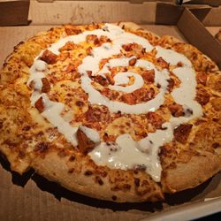 Billy Bob's Country Market - Buffalo Chicken Pizza