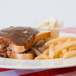 Manheim Twin Kiss - Hot Roast Beef Dinner